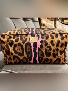 Dolce & Gabbana Leopard Print Cosmetic Pouch